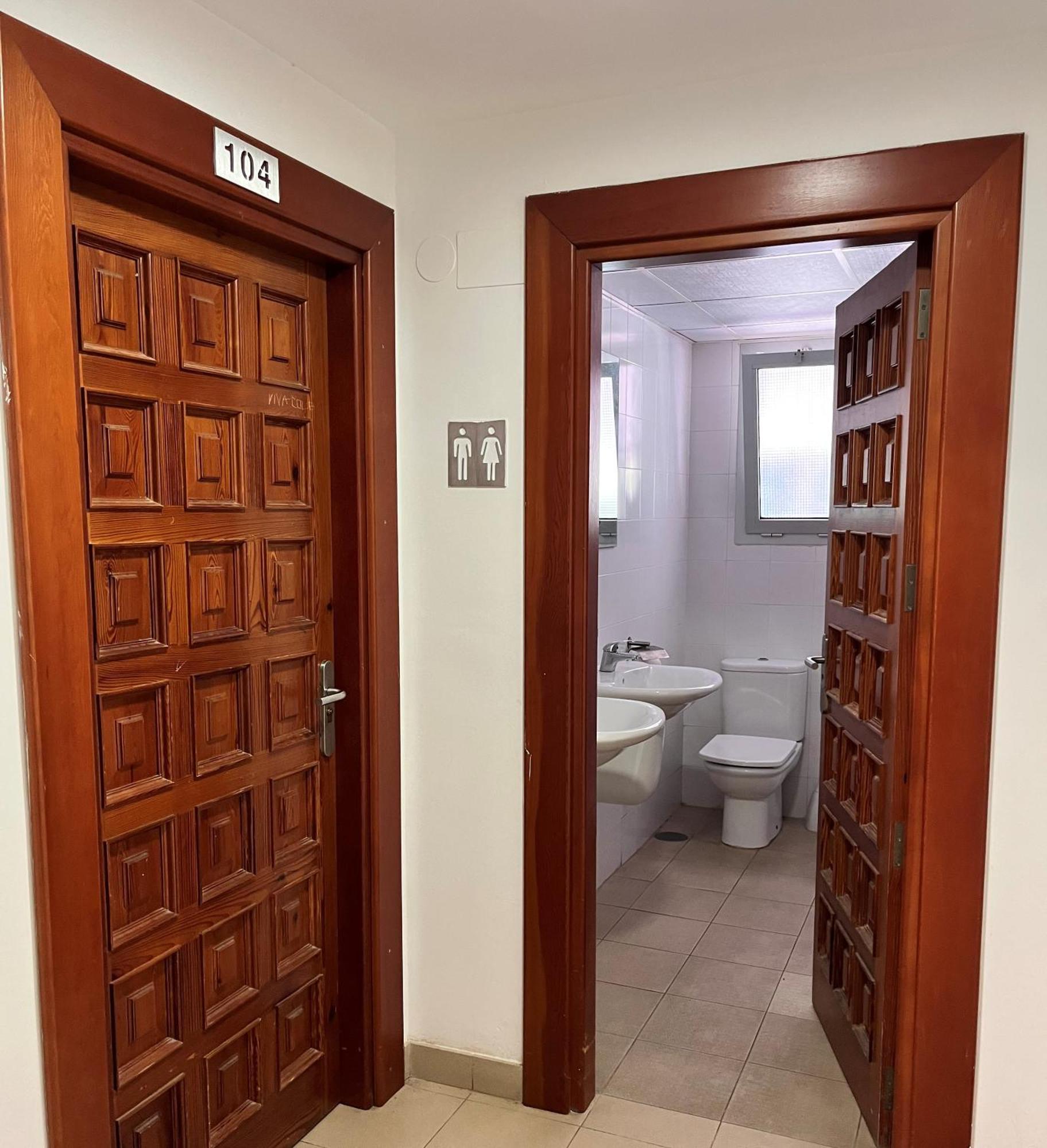 Albergue Zaragoza Camping المظهر الخارجي الصورة